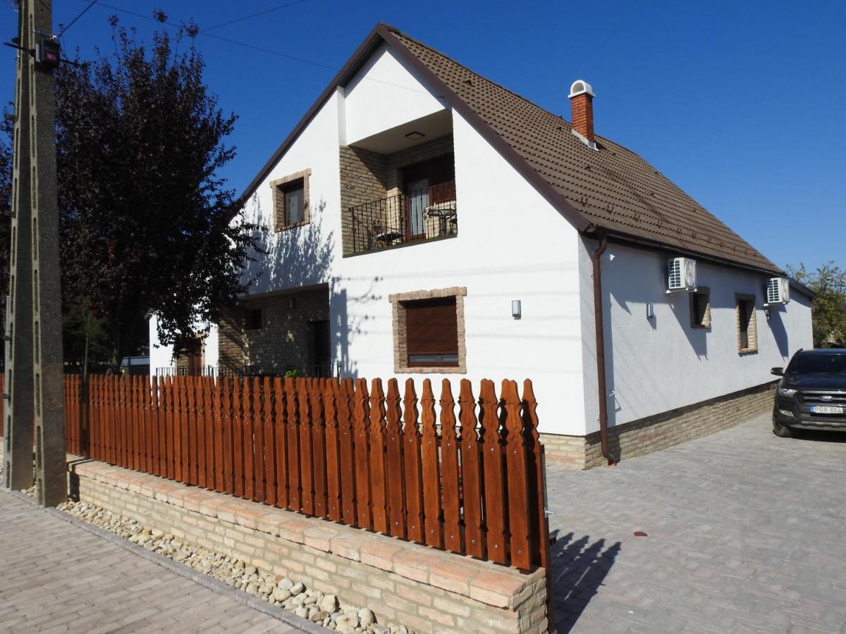 Kukorica Csarda Apartman 2 Balatonujlak Dış mekan fotoğraf